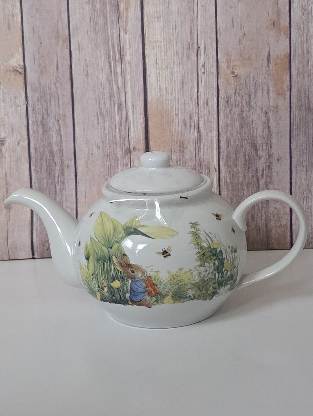 Peter Rabbit White Ceramic Teapot with Botanical Design NIP